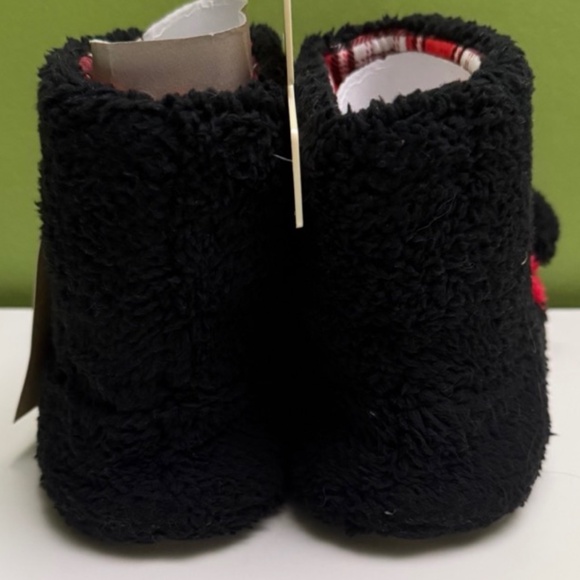 Holiday Sherpa Slipper Boot - Picture 4 of 6